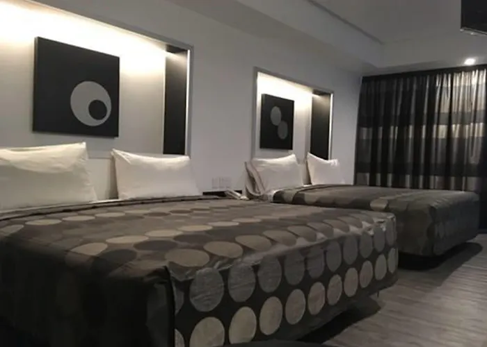 Hotel Harare 3*