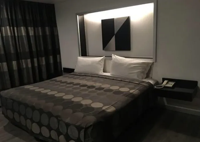 Harare 3* Mexico City